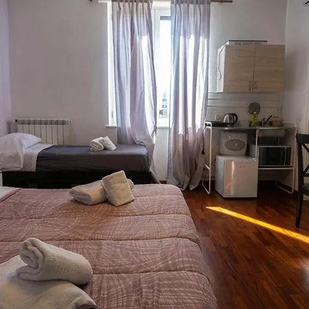 A I R Rettifilo Apartments Naples Exterior photo